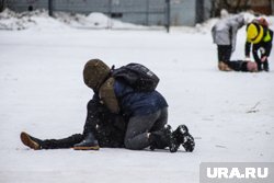 Ученики 7-го класса курганской школы смонтировали ролик из кадров избиения ребенка