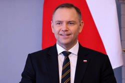 Навроцкий потребовал объяснений на фоне данных, что в дом попала ракета F-16