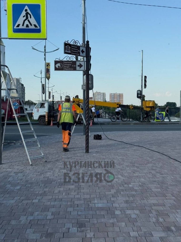 Светофор появился рядом с храмом, где набережную разделяет улица Ленина