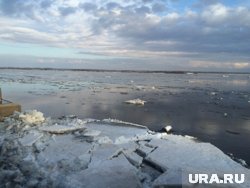 Ледоход движется из ХМАО к границам ЯНАО (архивное фото)