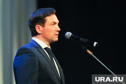 Алексей Лошкин вручил жителям Челябинска благодарственные письма 