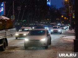 В Новом Уренгое водитель сбил пешехода на светофоре