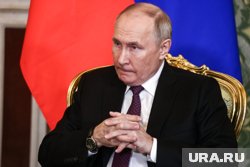 Президент РФ Владимир Путин на встрече с лидером Палестины Махмудом Аббасом попытался предотвратить удар по проекту "Север - Юг"