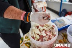 Шашлык - традиционное блюдо майских праздников