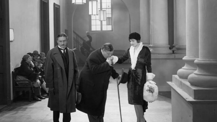 Кадр из фильма «Я целую вашу руку, мадам», 1929