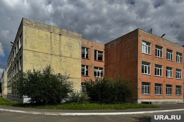 Старое здание школы №52 в Кургане передают другому собственнику