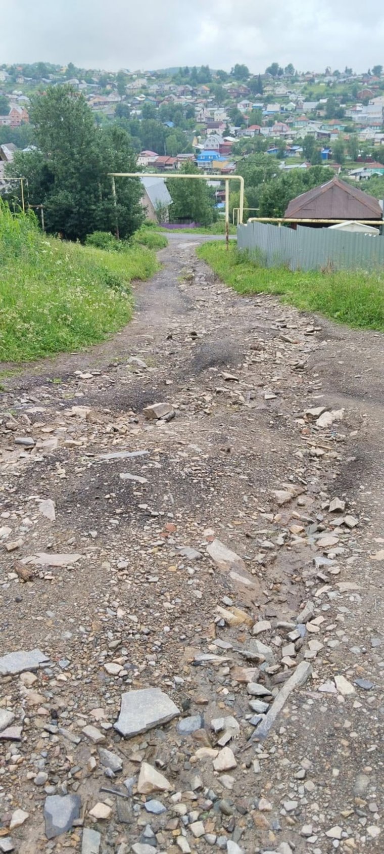 Дорогу выровняют и отсыпят