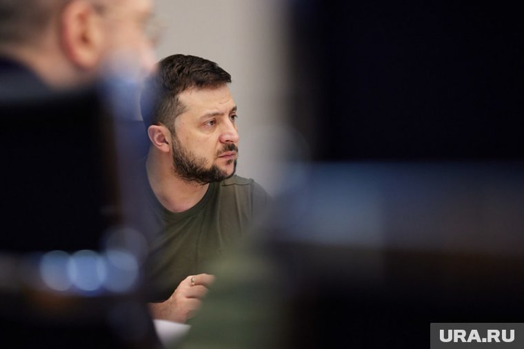 Зеленский отменил антикоррупционную реформу после критики в Украине и ЕС
