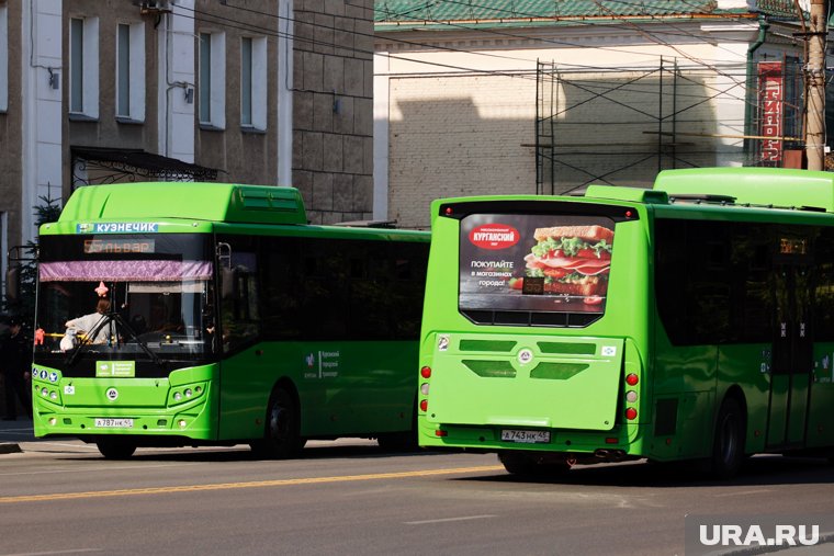 Автобусы столкнулись на улице Кузнецова 