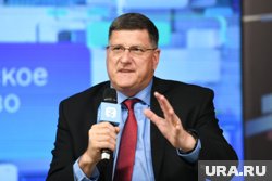 Риттер отметил, что Европа приняла позицию прекращения огня на Украине, что было стратегическим решением США