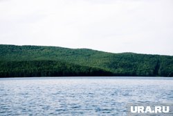 На месте, где утонула девочка, установлен знак «Купание запрещено»
