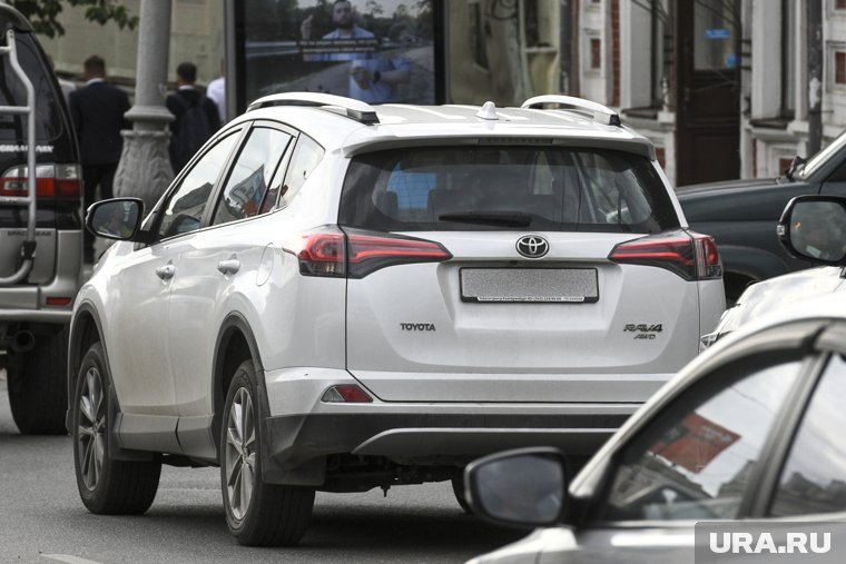 Спрос на автомобили марки Toyota сохраняется благодаря параллельному импорту