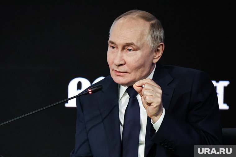 Кувейт поддержал позицию Путина по гендерам, отметив, что такой подход очень уважают в стране