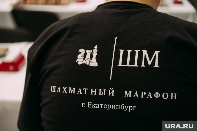 Всем участникам вручили денежные призы
