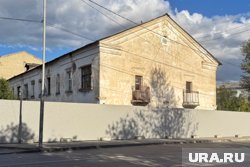 В Кургане огородили аварийный дом по улице Невежина
