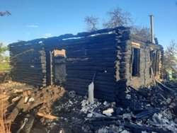 Дом полностью поврежден огнем