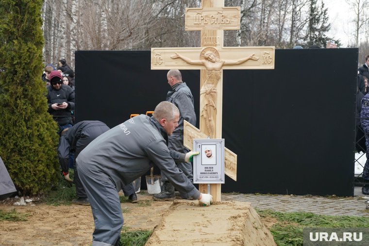 Паша Техник был похоронен на Николо-Архангельском кладбище