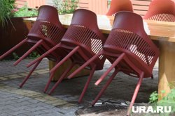 В здании есть номера для гостей