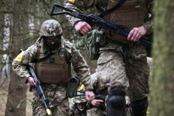 Богуцкий напомнил, что Кароль Навроцкий категорически не поддерживает идею отправки польских солдат на Украину