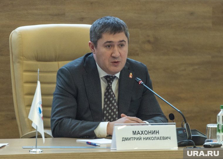 Представленные Дмитрием Махониным 50 подписей депутатов дум из всех 43 муниципалитетов признаны достоверными