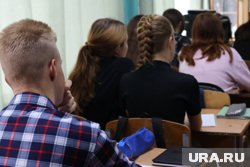 Курганские школьники участвовали в конкурсах, пели, танцевали и заработали деньги