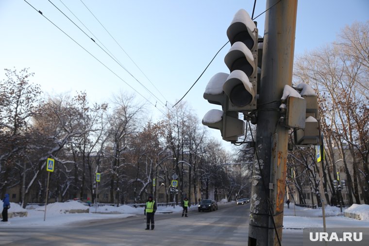 В Сургуте выключат светофоры на нескольких перекрестках