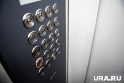 Одной из главных проблем дома жители считают неисправные лифты
