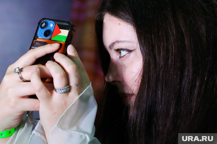 Фотоснимки были сделаны на смартфон