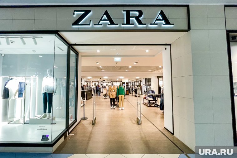 Бренд Zara ушел из России в 2022 году, сообщили Life