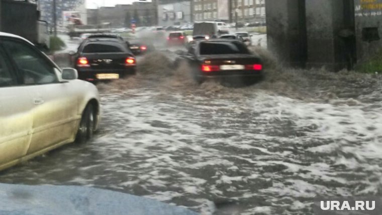 Ливни и грозы обещают переполнить челябинские водоемы