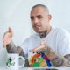 «Мы родились в кризис»: владелец пермской доставки роллов — о факапах, клиентах и точке в Канаде