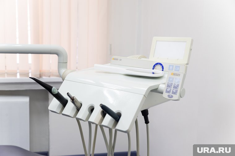 Главный стоматолог России оценил возможности югорских клиник