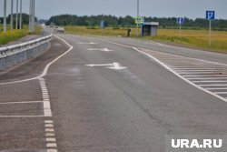 Теперь из первой полосы разрешено движение прямо, тогда как ранее из этой полосы можно было совершать только правый поворот (архивное фото)