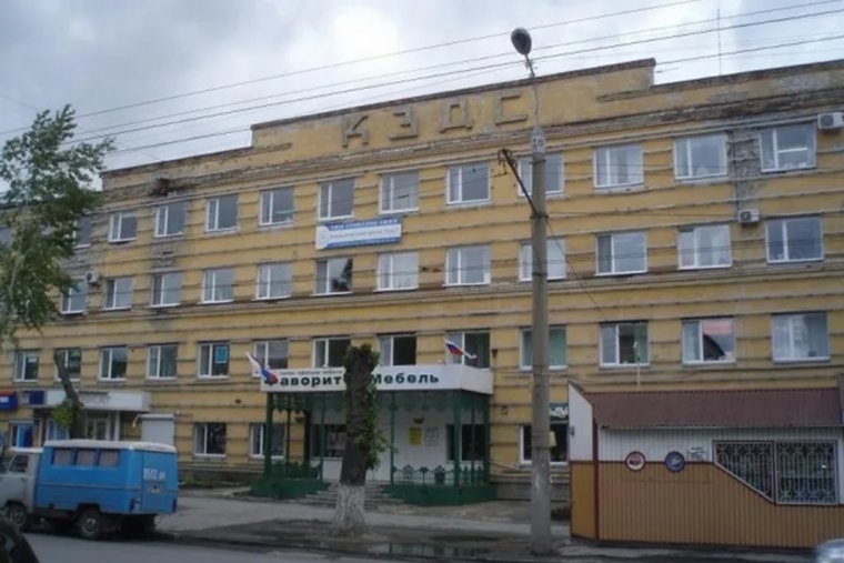 Здание бывшего заводоуправления в 2013 году
