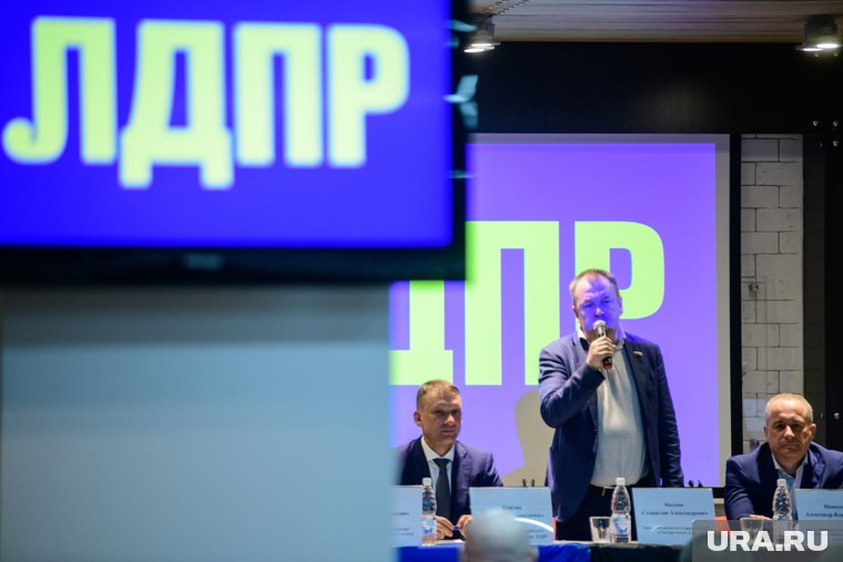Станислав Наумов родился в Челябинске
