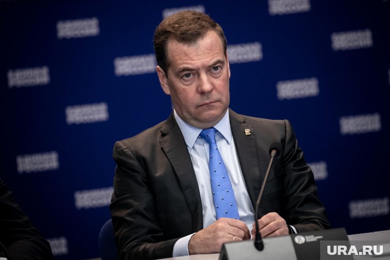 Медведев заявил о скорой расплате фашистов