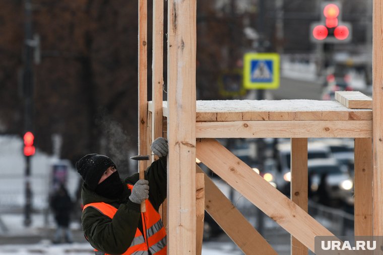  Квалификация влияет на доход пермских плотников