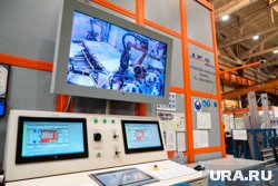 Стенды помогают специалистам анализировать результаты испытаний (архивное фото)
