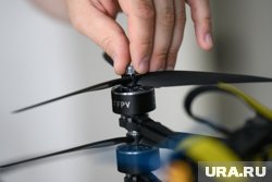 В Кургане собирают квадрокоптеры для бойцов