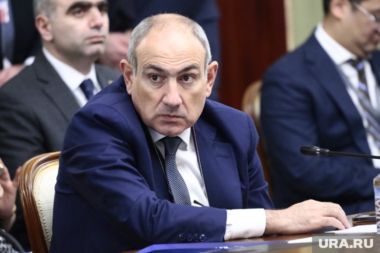 Премьер-министр прокомментировал обыски у бизнесмена