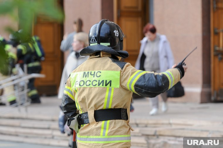 Пожар на улице Ангальский Мыс в Салехарде локализован