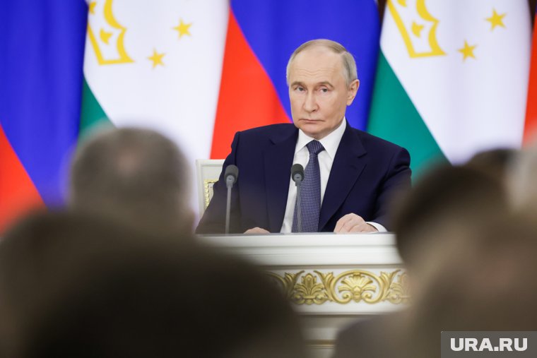 Путин назвал отношения с Западом 25 лет назад «благопристойными»