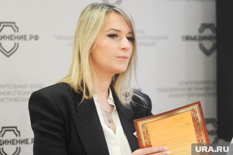 Яна Лантратова с главой фракции Сергеем Мироновым предложили зафиксировать цены на детское питание