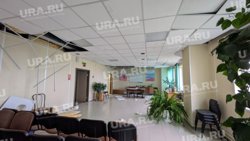 Здания трещат под натиском стихии