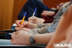 Одна из присяжных нарушила закон