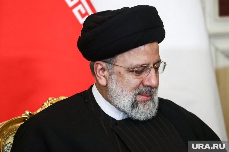 У Эбрахима Раиси было много врагов в Иране, написали в Economist 