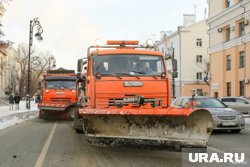 Задействованных ранее 200 единиц техники Тюмени недостаточно