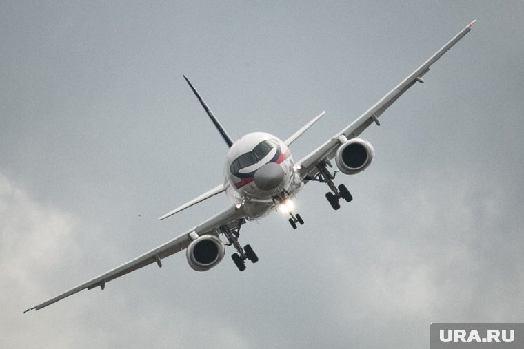 Superjet c отечественными двигателями прибыл в Подмосковье