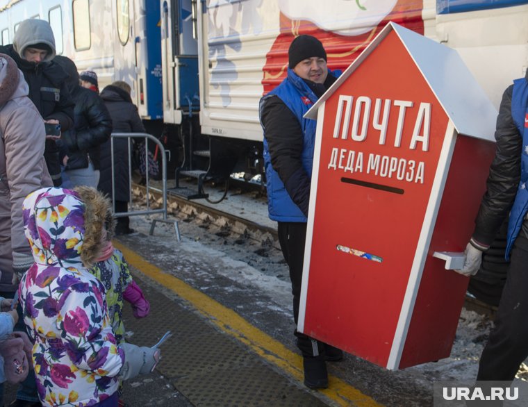 В автобусах Нижневартовска работает почта Деда Мороза