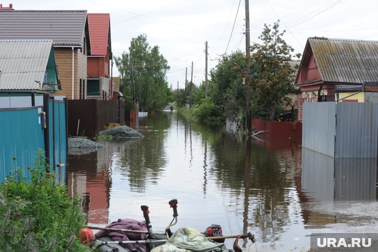 Откачка воды и создание траншей не помогает устранить затопления  